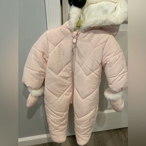 Snow suit 6-9 months